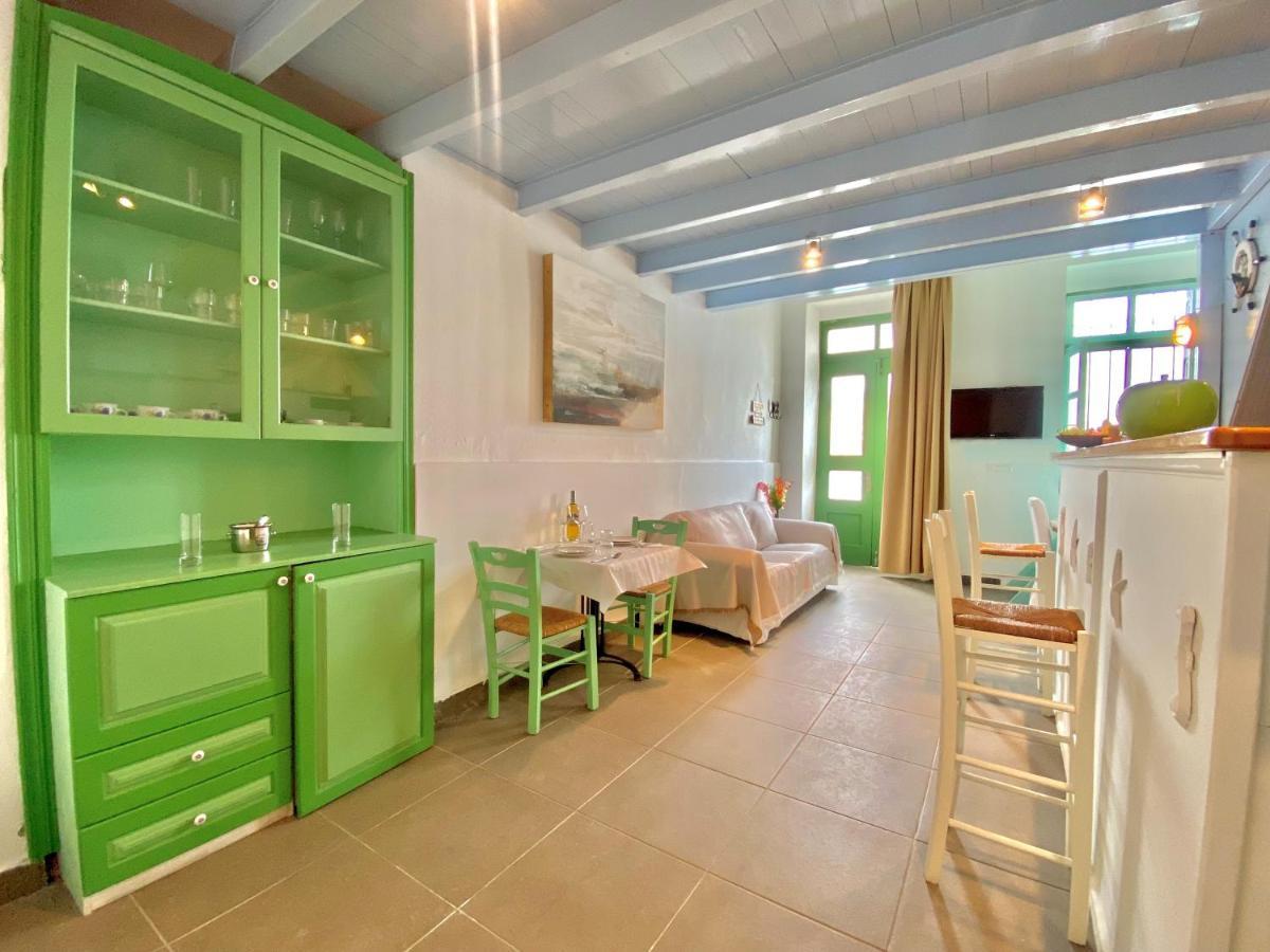 Seafront - Harbour View , Pitini 1 Apartment Symi Bagian luar foto
