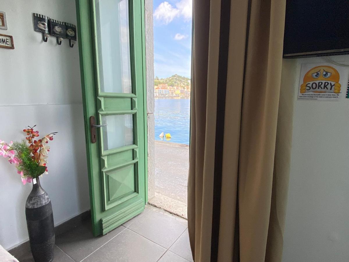 Seafront - Harbour View , Pitini 1 Apartment Symi Bagian luar foto